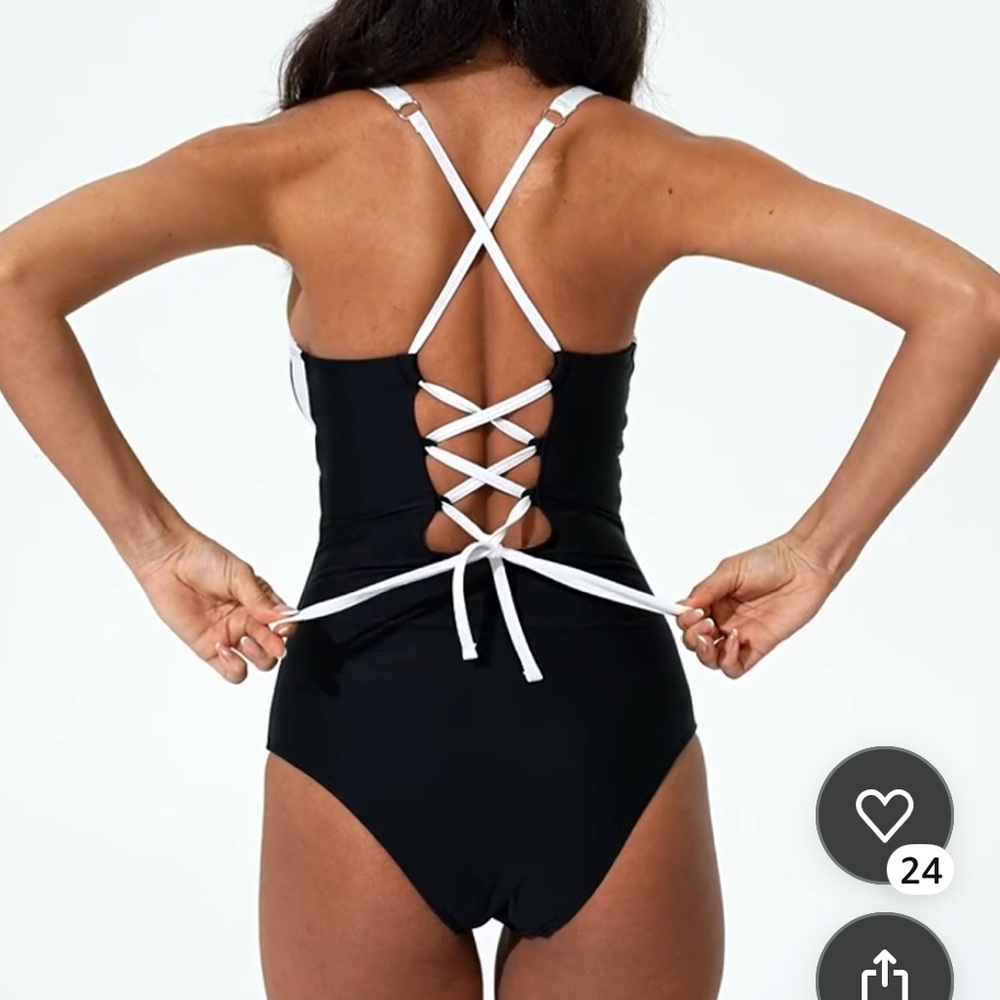 Sexy Swimsuit NWT Black & White XL tummy control crisscross lace-up by Suuksess - Picture 7 of 9